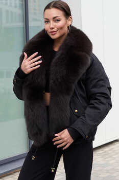 Женская пуховая куртка короткая коричневая