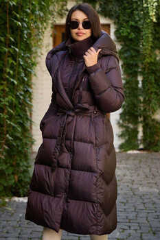 Брендовый женский пуховик шоколадного цвета