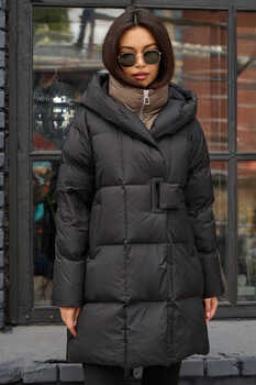 Модный пуховик с накладными карманами