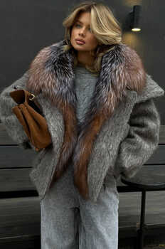 куртка - пуховик в стиле Lolo Piano